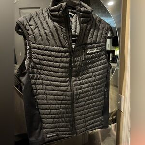 Eddie Bauer First Ascent Men’s Vest